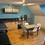 Le 99 * Neuville-Saint-Remy